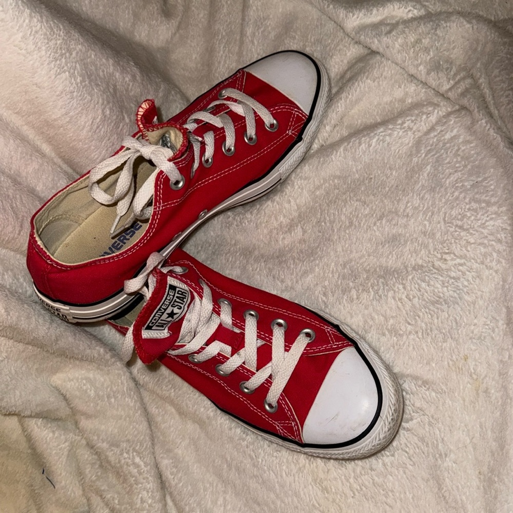 Red converse